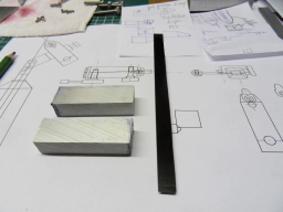 Aluminum and carbon fibre for the vise head. Aluminum and carbon fibre for the vise head.